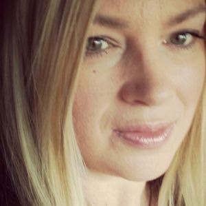 Meet your Posher, Suzanne